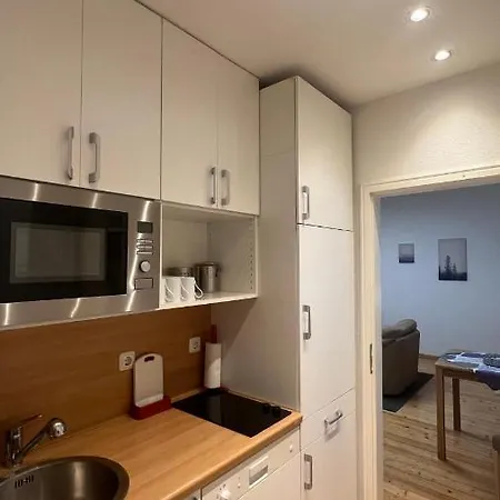 Apartment Erdgeschoss Am Park Im Theaterviertel In *