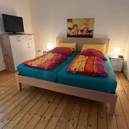 Erdgeschoss Am Park Im Theaterviertel In Oberhausen (North Rhine-Westphalia)