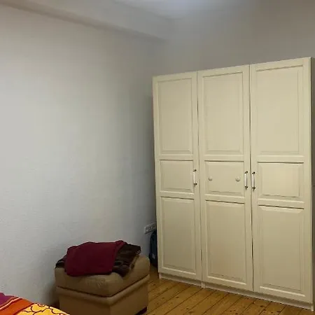 Erdgeschoss Am Park Im Theaterviertel In Oberhausen (North Rhine-Westphalia)